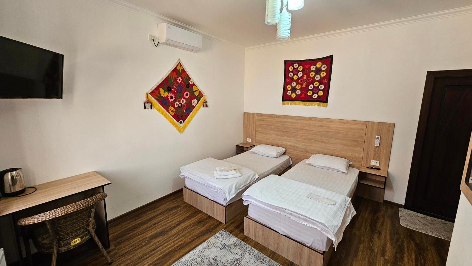 Hotel Mehribon Samarkand Ngoại thất bức ảnh