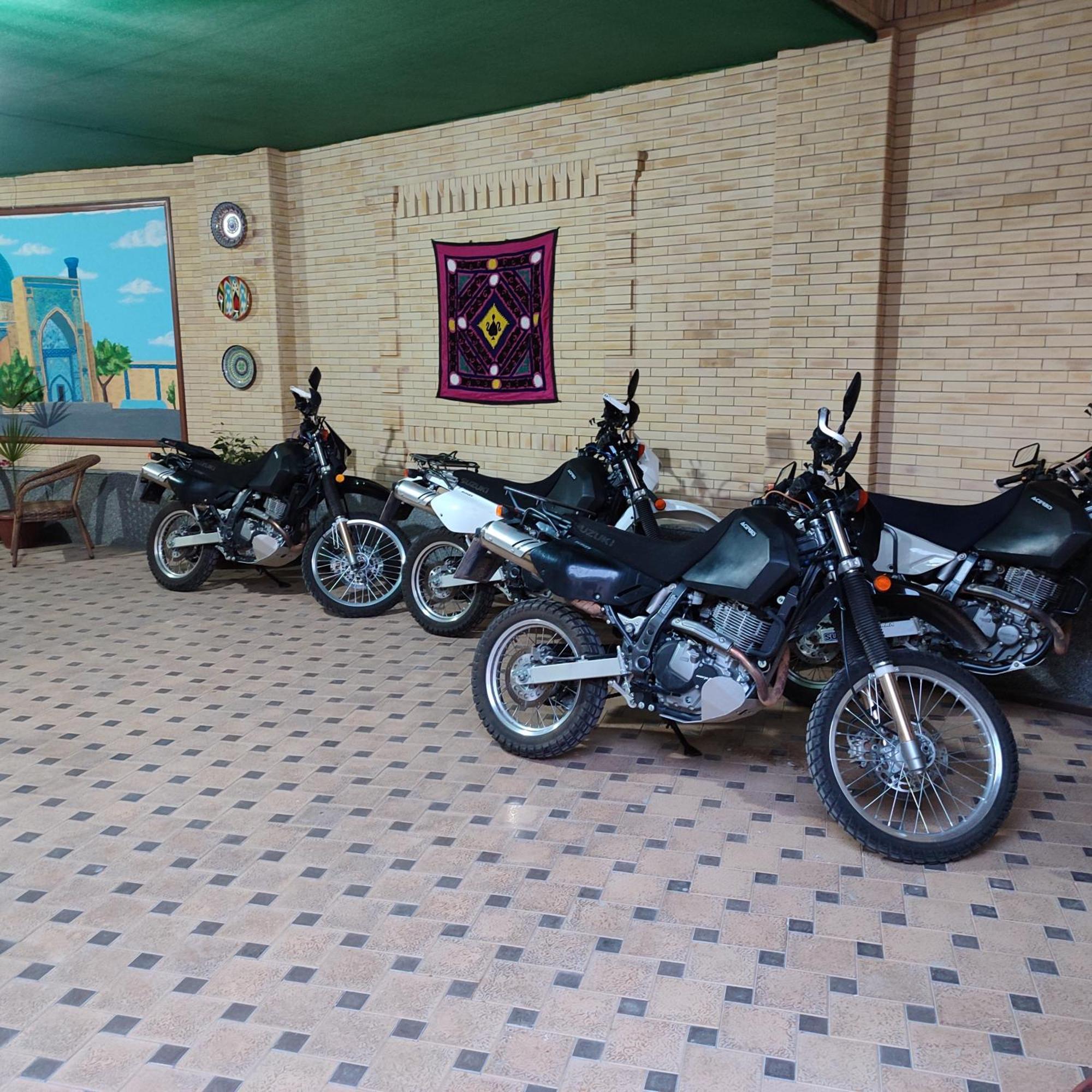 Hotel Mehribon Samarkand Ngoại thất bức ảnh